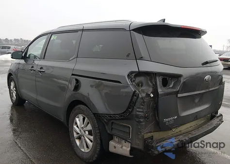 2017 Kia Sedona Lx z USA, uszkodzony, nr VIN KNDMB5C14H6338345